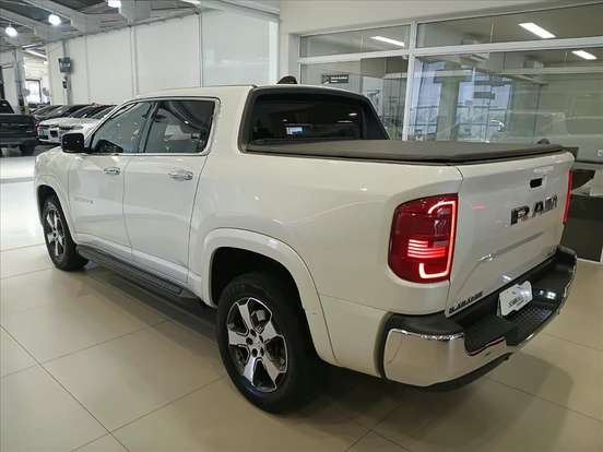 RAM-RAMPAGE-2.0 TURBO DIESEL LARAMIE 4X4 AUTOMÁTICO RAM-RAMPAGE-2023