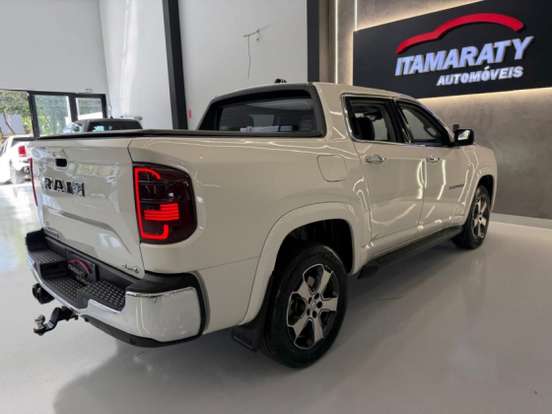 RAM-RAMPAGE-2.2 TURBO DIESEL LARAMIE 4X4 AUTOMÁTICO RAM-RAMPAGE-2025