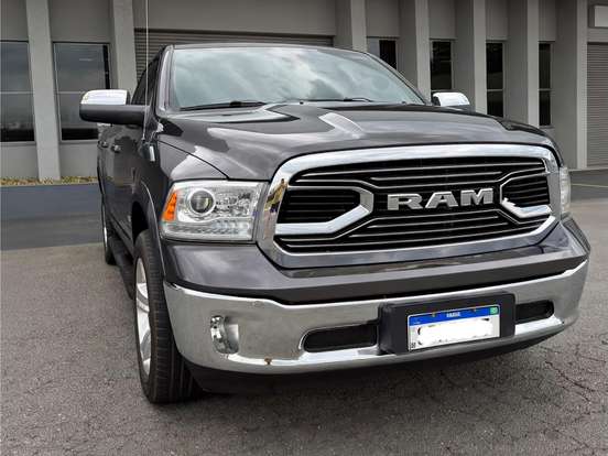 RAM-1500-5.7 V8 GASOLINA LIMITED CD 4X4 AUTOMÁTICO RAM-1500-2023
