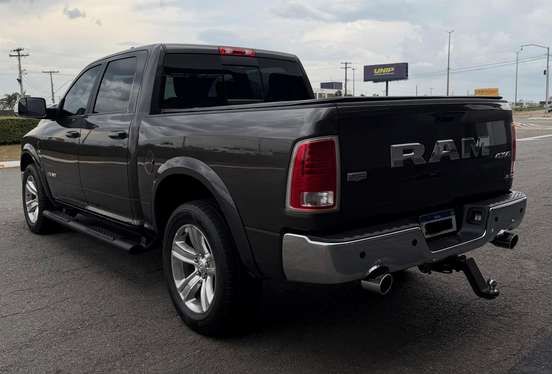 RAM-1500-5.7 V8 GASOLINA LIMITED CD 4X4 AUTOMÁTICO RAM-1500-2023