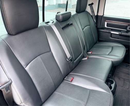 RAM-1500-5.7 V8 GASOLINA LIMITED CD 4X4 AUTOMÁTICO RAM-1500-2023