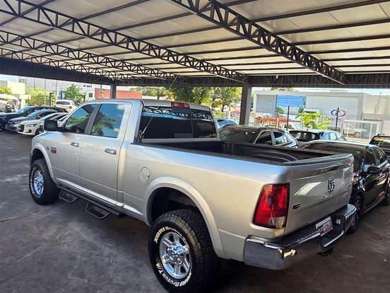 RAM-2500-6.7 LARAMIE 4X4 CD I6 TURBO DIESEL 4P AUTOMÁTICO RAM-2500-2012
