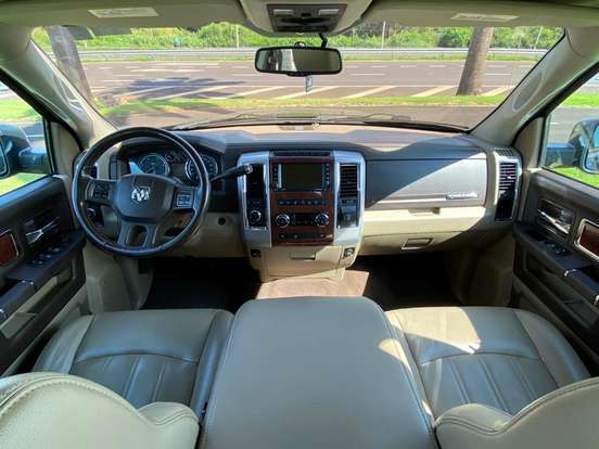 RAM-2500-6.7 LARAMIE 4X4 CD I6 TURBO DIESEL 4P AUTOMÁTICO RAM-2500-2012