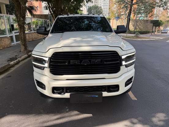RAM-3500-6.7 I6 TURBO DIESEL LARAMIE NIGHT EDITION CD 4X4 AUTOMÁTICO RAM-3500-2022