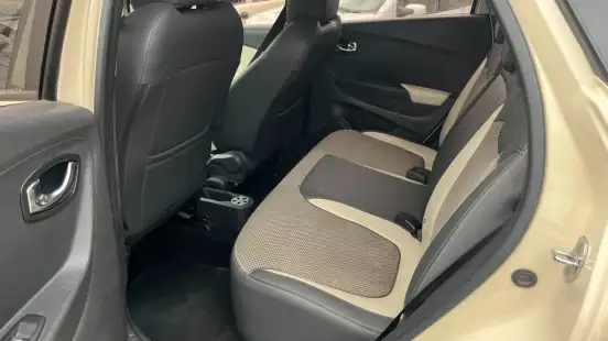 RENAULT-CAPTUR-1.6 16V SCE FLEX INTENSE X-TRONIC RENAULT-CAPTUR-2017
