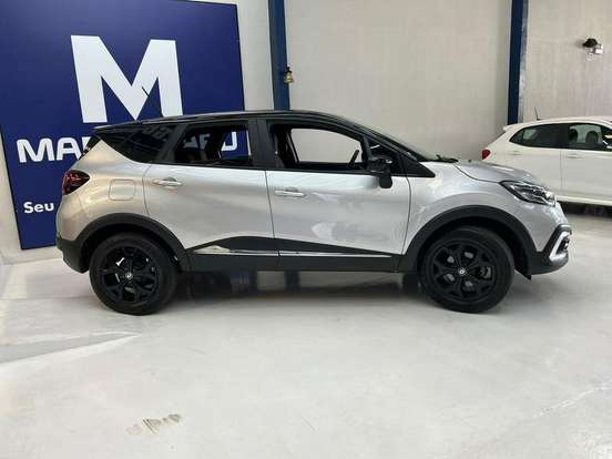 RENAULT-CAPTUR-2022