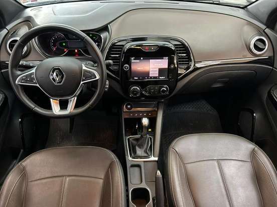 RENAULT-CAPTUR-2022