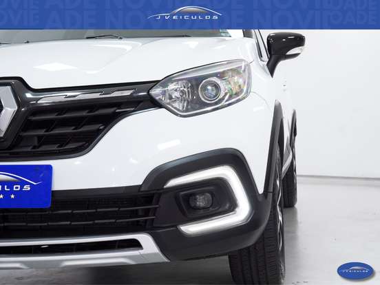 RENAULT-CAPTUR-2021