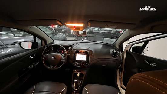 RENAULT-CAPTUR-2018
