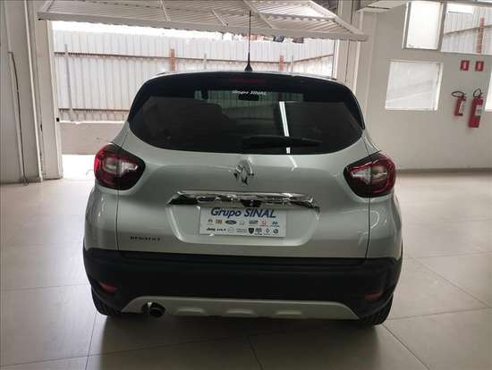 RENAULT-CAPTUR-2019