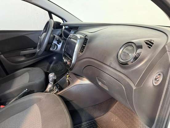 RENAULT-CAPTUR-2019