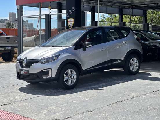 RENAULT-CAPTUR-2019