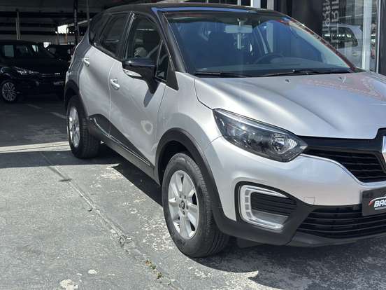 RENAULT-CAPTUR-2019
