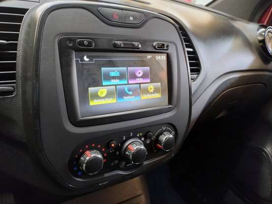 RENAULT-CAPTUR-2020