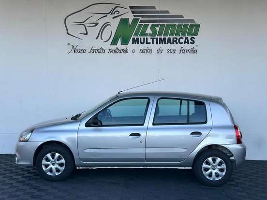 RENAULT-CLIO-2013