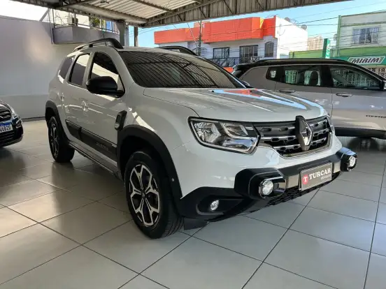 RENAULT-DUSTER-2023