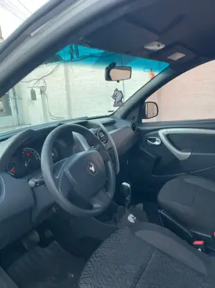 RENAULT-DUSTER-2019