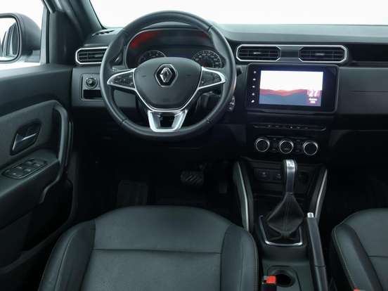 RENAULT-DUSTER-2023