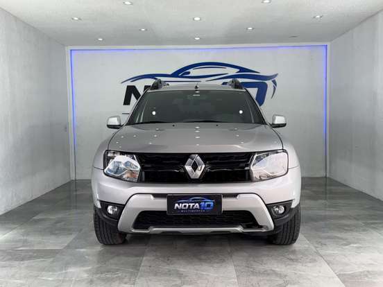 RENAULT-DUSTER-2018