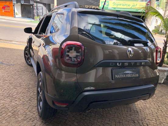 RENAULT-DUSTER-2022