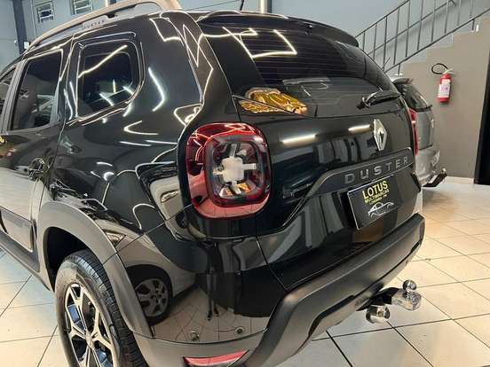 RENAULT-DUSTER-2022