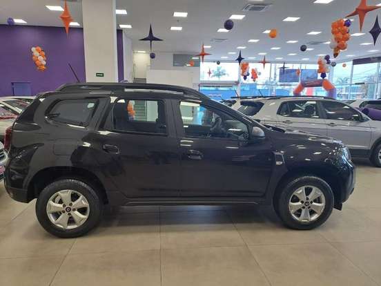 RENAULT-DUSTER-2025