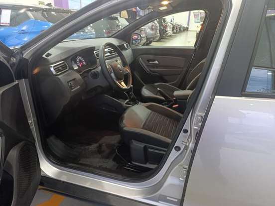 RENAULT-DUSTER-1.6 16V SCE FLEX INTENSE PLUS X-TRONIC RENAULT-DUSTER-2025