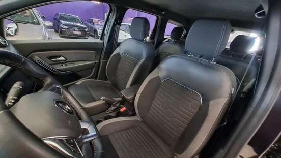 RENAULT-DUSTER-2025