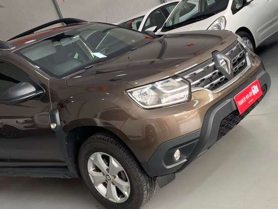 RENAULT-DUSTER-2023