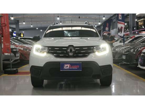 RENAULT-DUSTER-2022