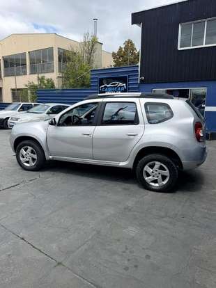 RENAULT-DUSTER-2013