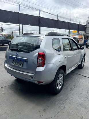 RENAULT-DUSTER-2013