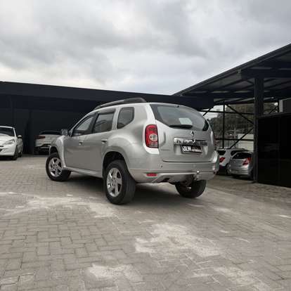 RENAULT-DUSTER-2013