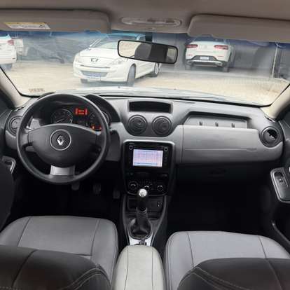 RENAULT-DUSTER-2013