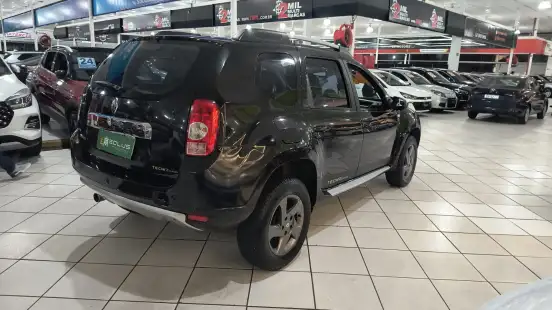 RENAULT-DUSTER-2013