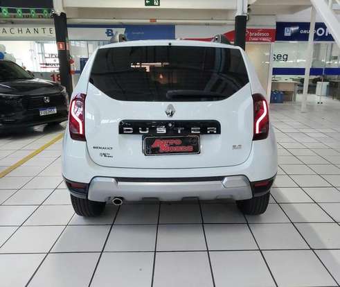 RENAULT-DUSTER-2019