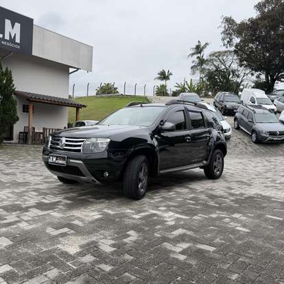 RENAULT-DUSTER-2013