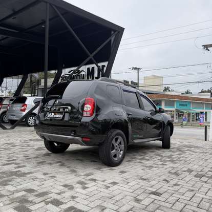 RENAULT-DUSTER-2013