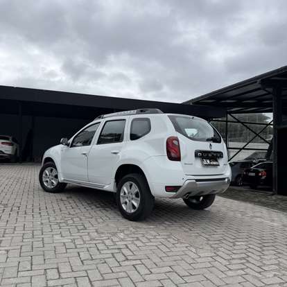 RENAULT-DUSTER-2015