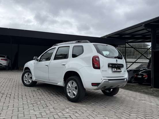 RENAULT-DUSTER-2.0 DYNAMIQUE 4X2 16V FLEX 4P AUTOMÁTICO RENAULT-DUSTER-2015