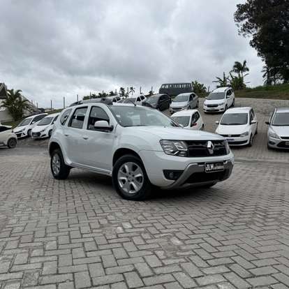 RENAULT-DUSTER-2015