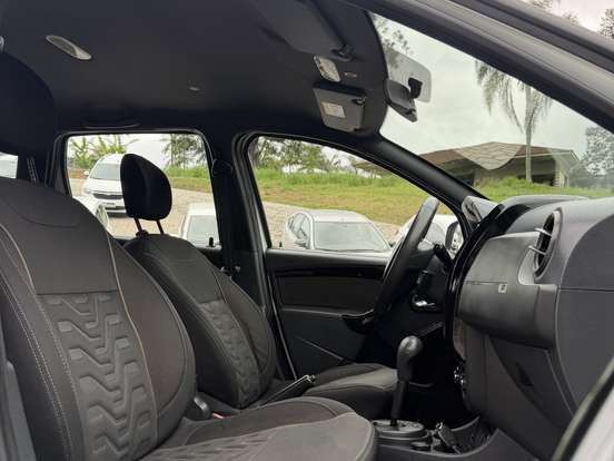 RENAULT-DUSTER-2.0 DYNAMIQUE 4X2 16V FLEX 4P AUTOMÁTICO RENAULT-DUSTER-2015