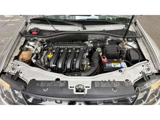 RENAULT-DUSTER-2.0 DYNAMIQUE 4X2 16V FLEX 4P AUTOMÁTICO RENAULT-DUSTER-2016