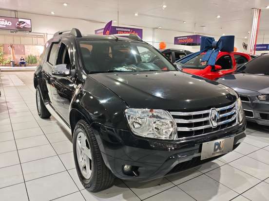 RENAULT-DUSTER-2012
