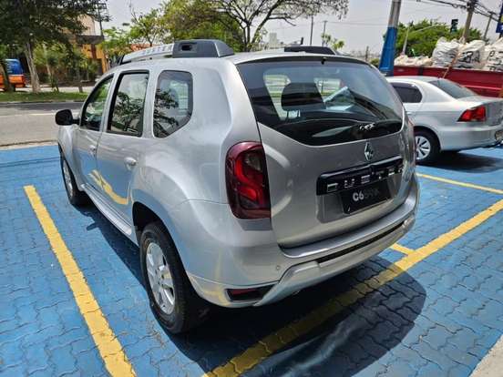RENAULT-DUSTER-2.0 DYNAMIQUE 4X2 16V FLEX 4P AUTOMÁTICO RENAULT-DUSTER-2015