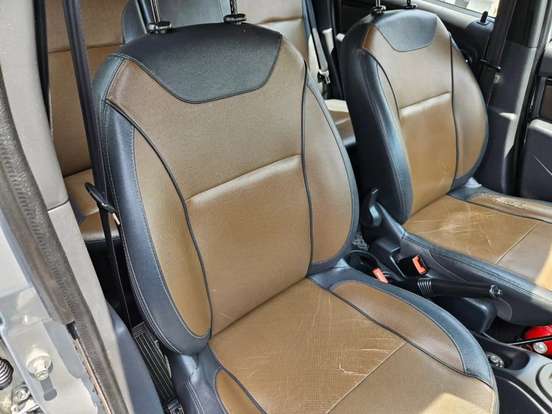 RENAULT-DUSTER-2015