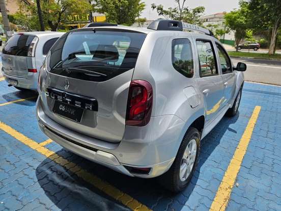RENAULT-DUSTER-2015