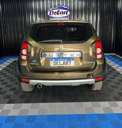 RENAULT-DUSTER-2012