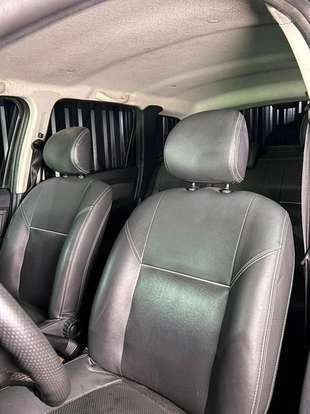 RENAULT-DUSTER-2012