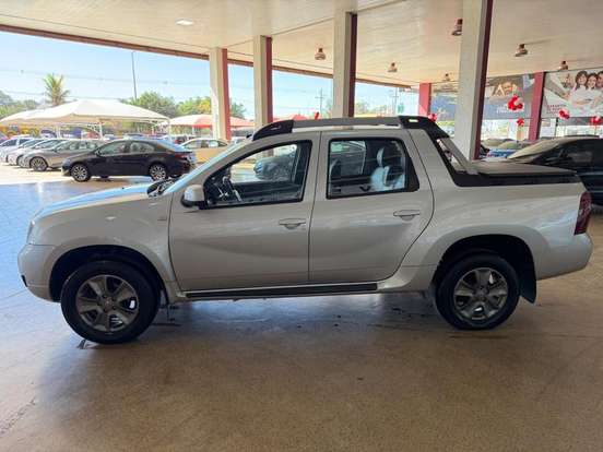 RENAULT-DUSTER OROCH-2.0 16V HI-FLEX DYNAMIQUE AUTOMÁTICO RENAULT-DUSTER OROCH-2018